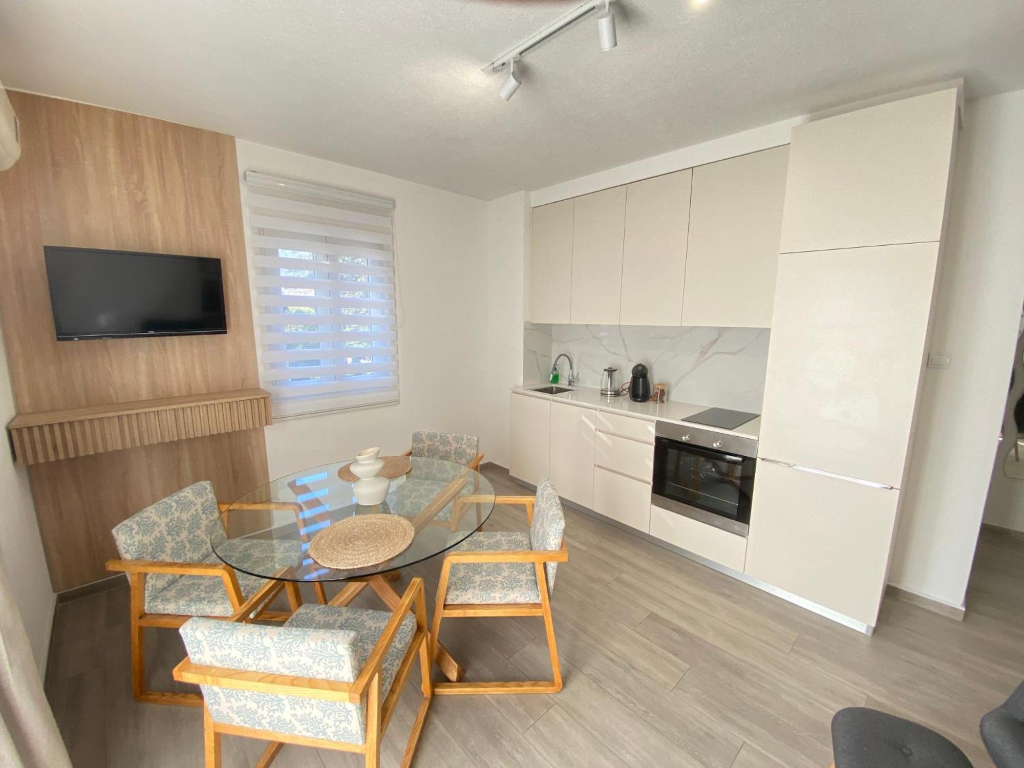 House 44 Seafront Apartments Kotor Exterior photo