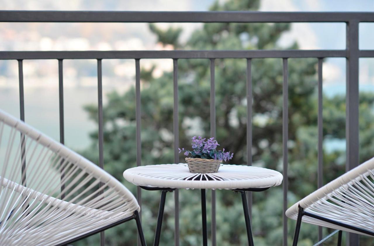 House 44 Seafront Apartments Kotor Exterior photo